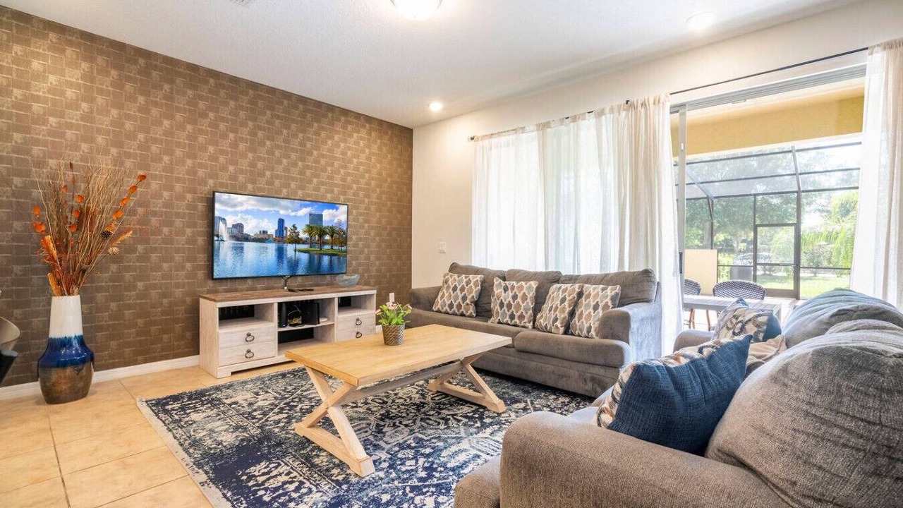 Photo of Livingroom in Loughman