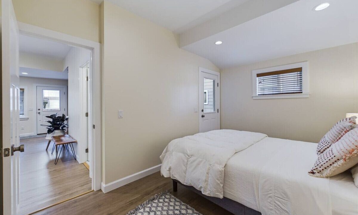 Photo of Bedroom in Arcata