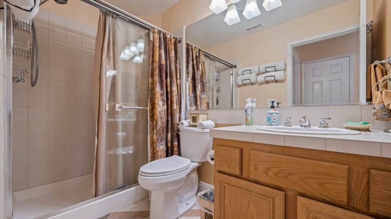 Photo of Bathroom in Agua Dulce