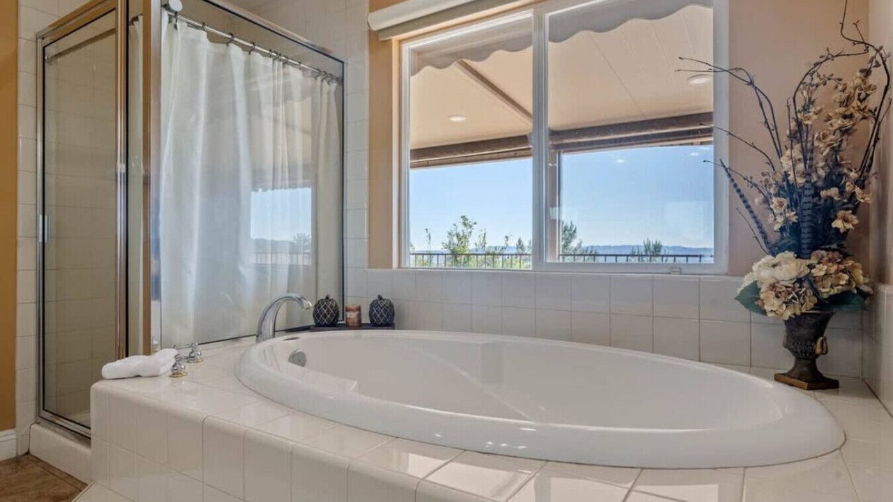 Photo of Bathroom in Agua Dulce