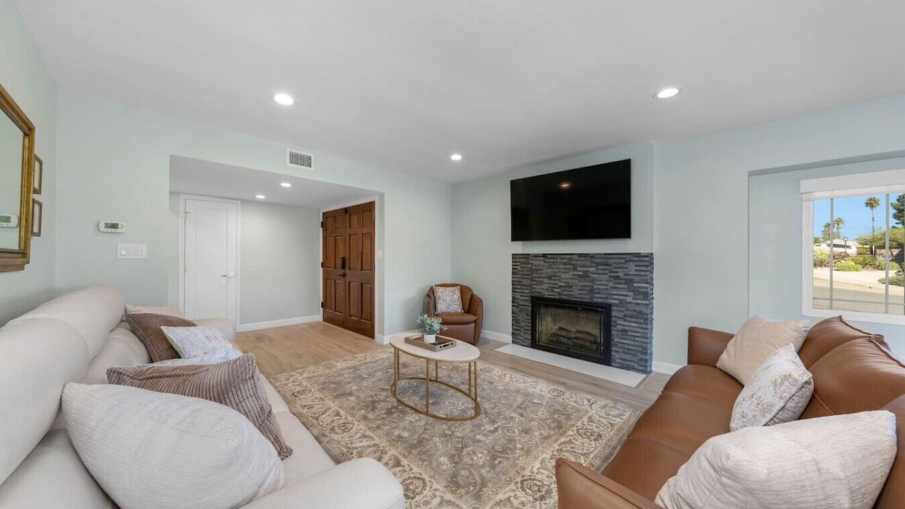 Photo of Livingroom in La Mesa