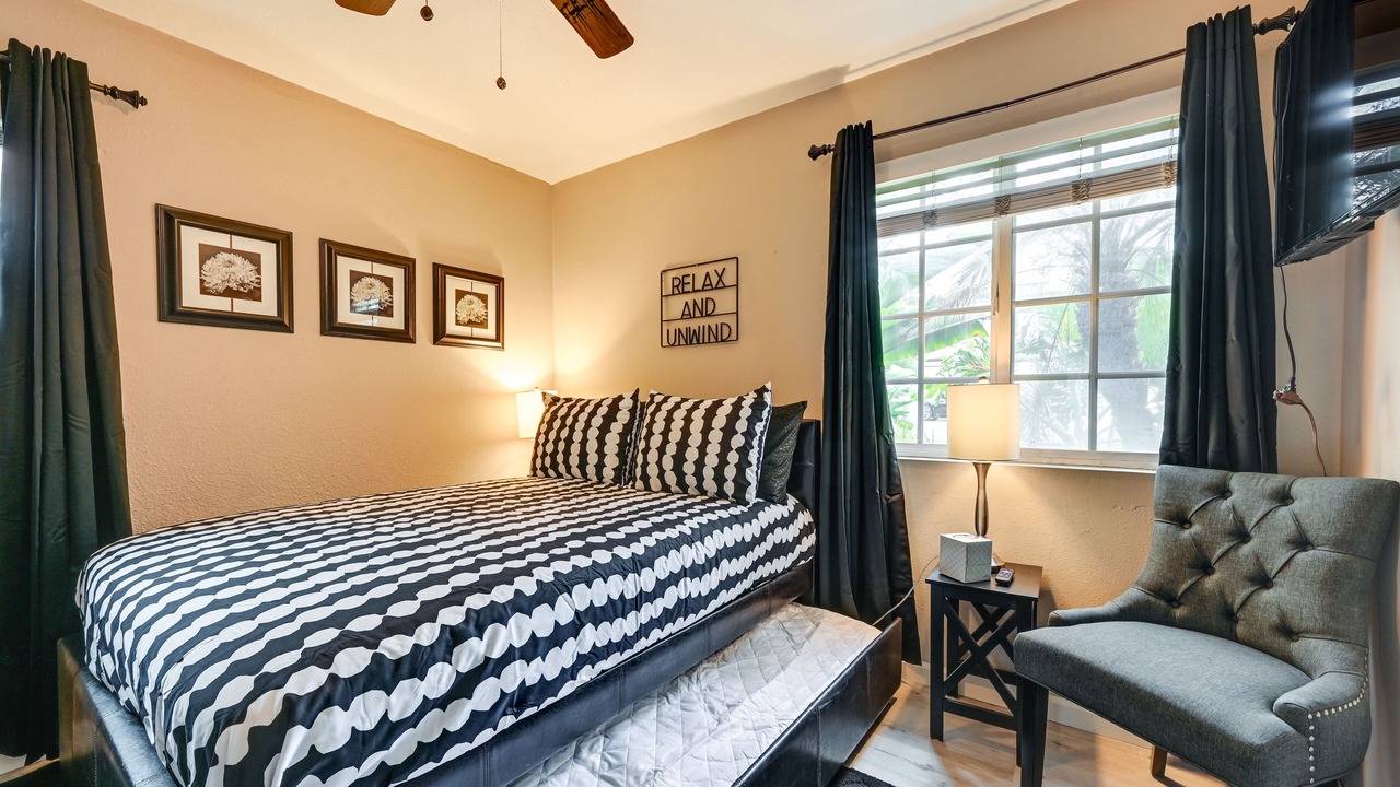Photo of Bedroom in Oak Park