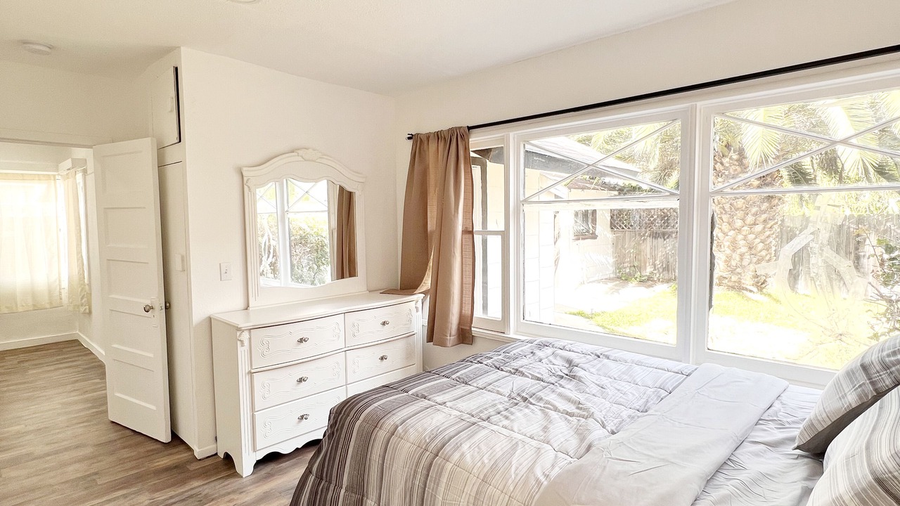 Photo of Bedroom in Downtown
