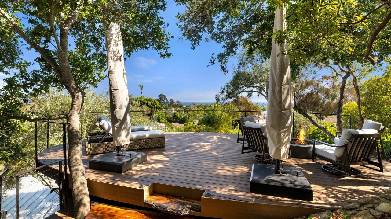 Photo of Patio Balcony in Coast Village