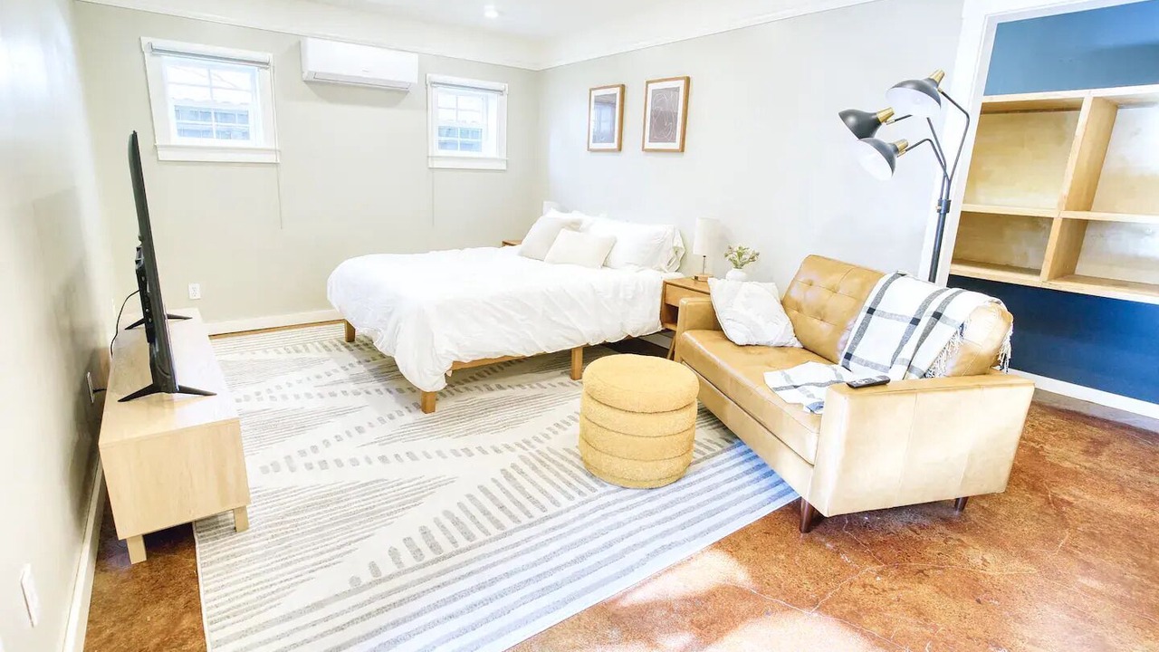 Photo of Bedroom in Land Park
