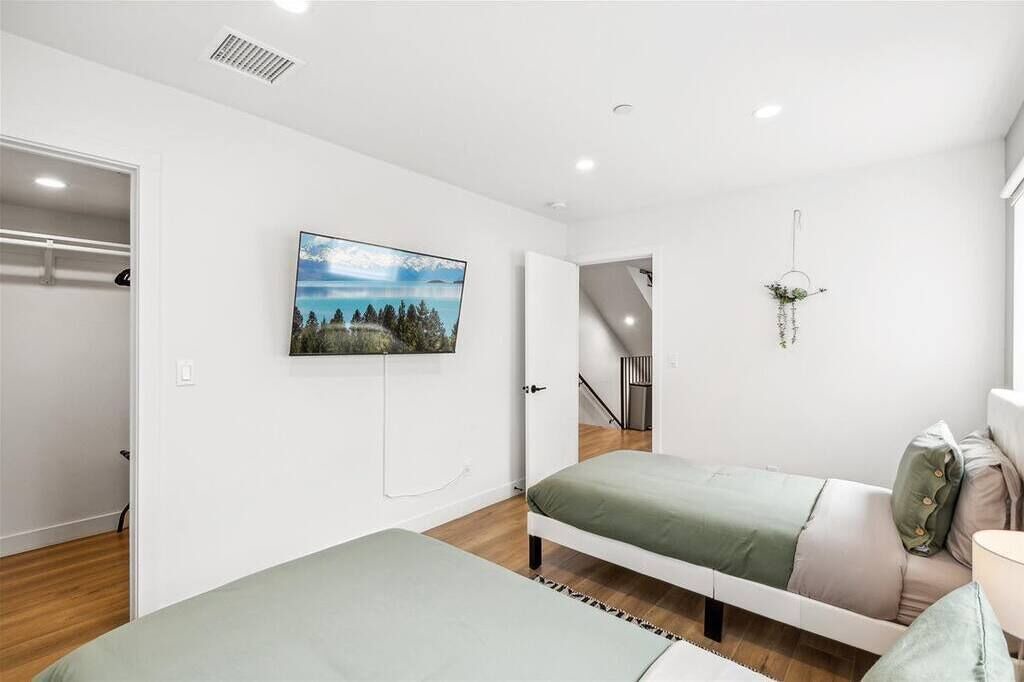 Photo of Bedroom in Hollywood
