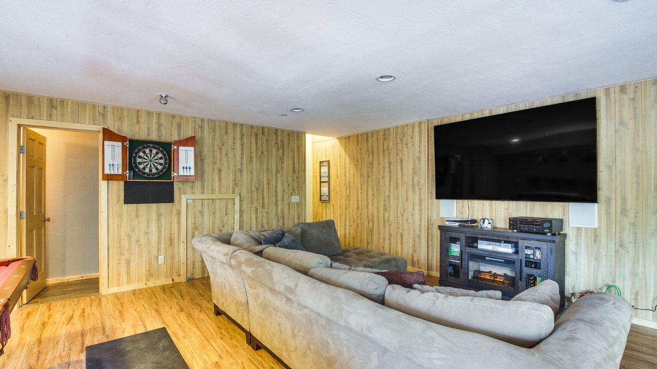 Photo of Livingroom in Big Bear City