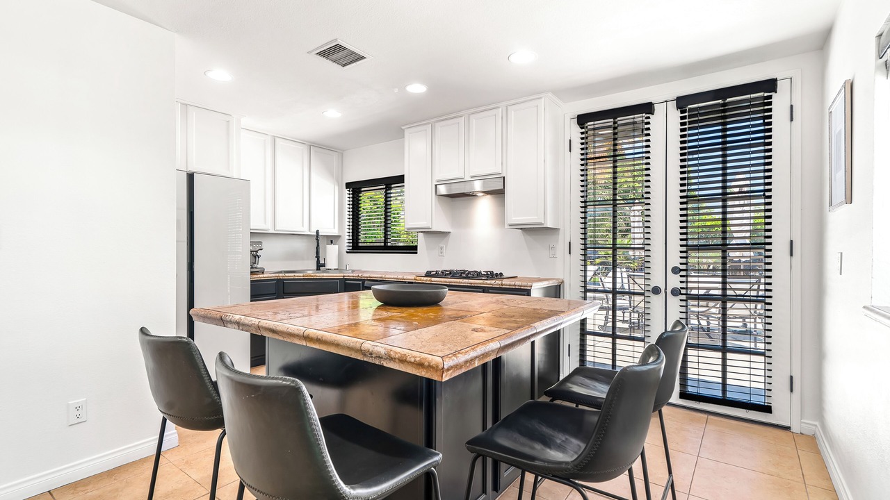 Photo of Kitchen in Magnesia Falls Cove