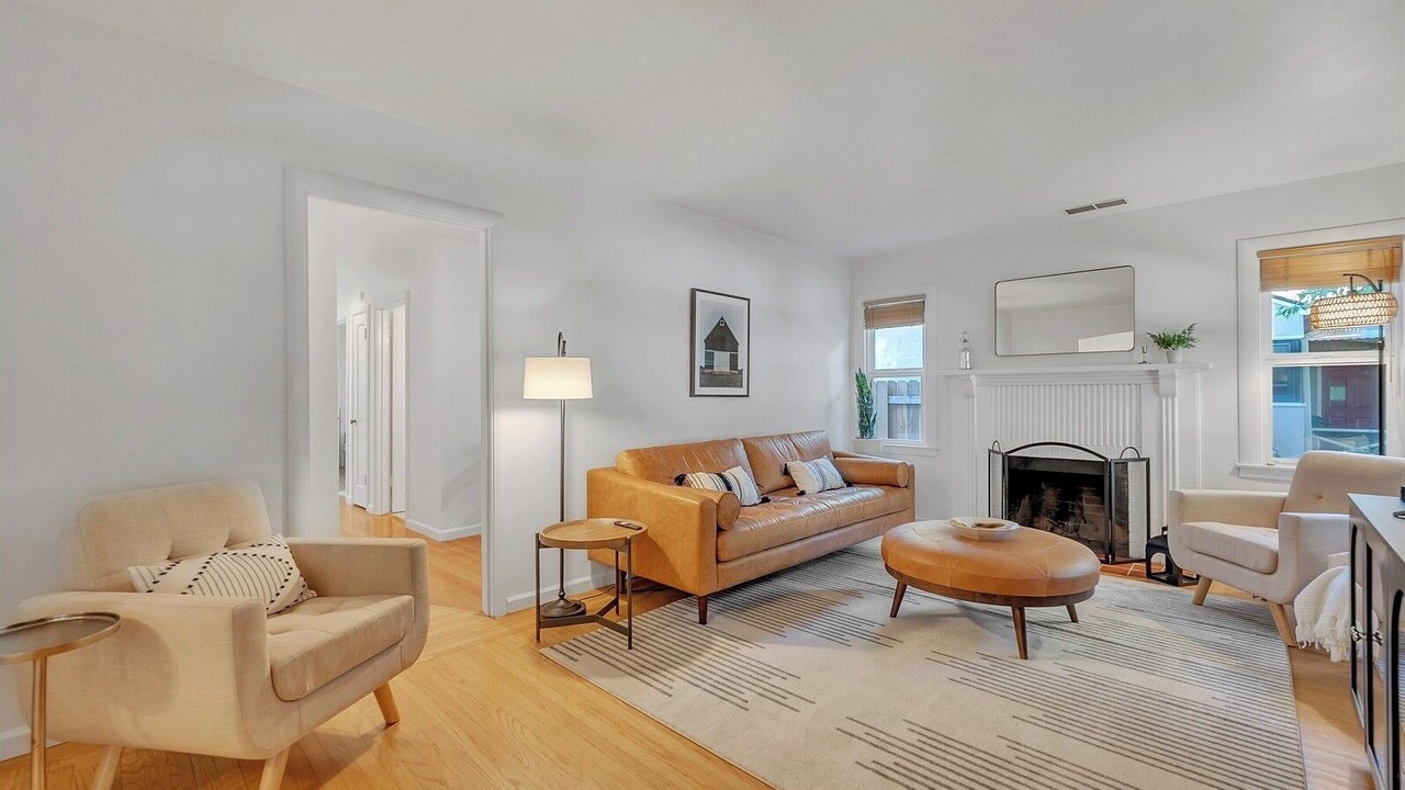 Photo of Livingroom in Central Sacramento