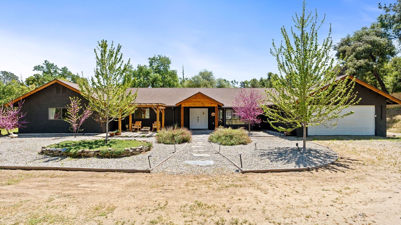 Photo of Outdoor in Mariposa