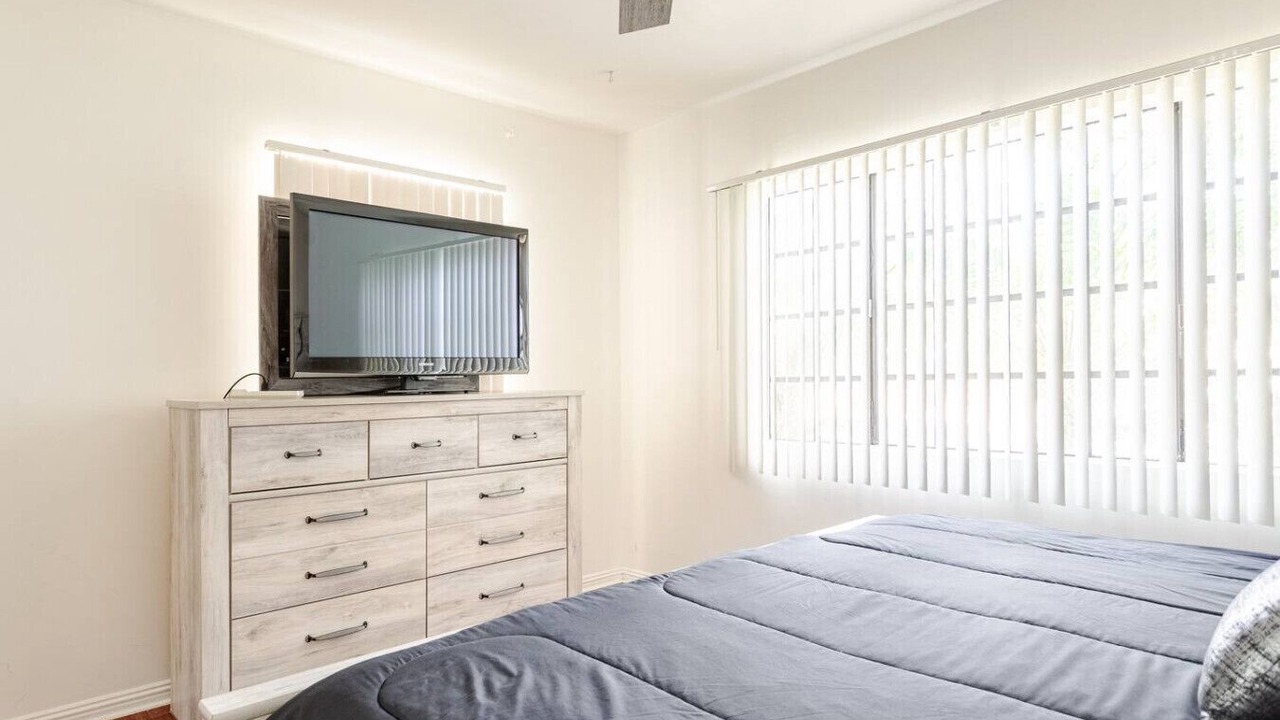 Photo of Bedroom in Burbank