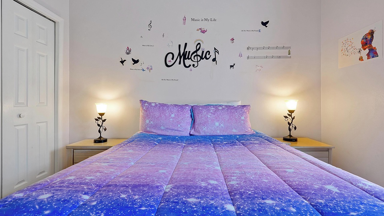 Photo of Bedroom in Sunridge Woods