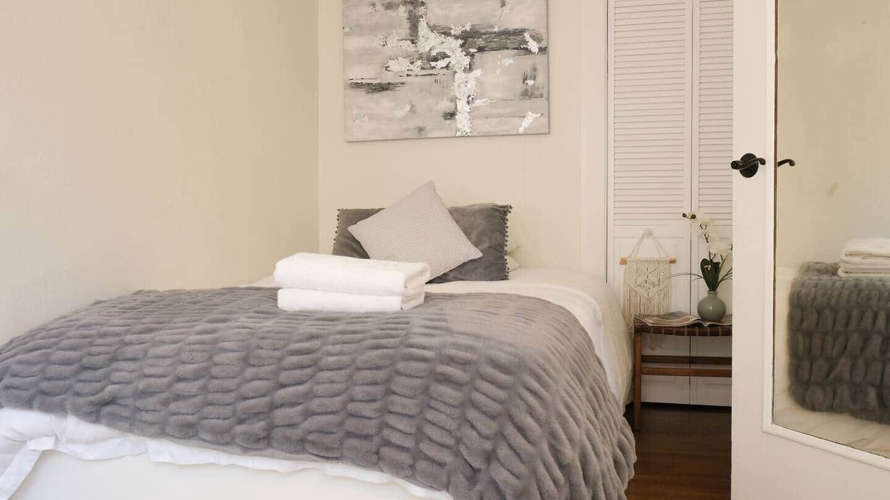 Photo of Bedroom in University South