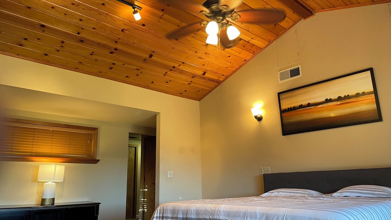 Photo of Bedroom in Lakehead