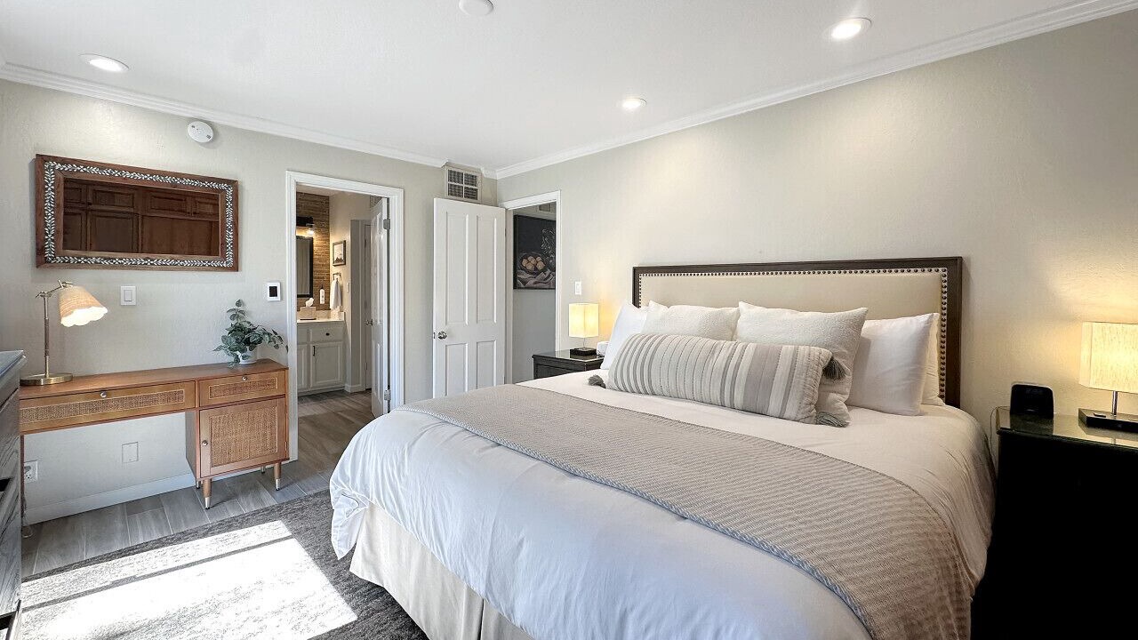 Photo of Bedroom in Vichy Springs