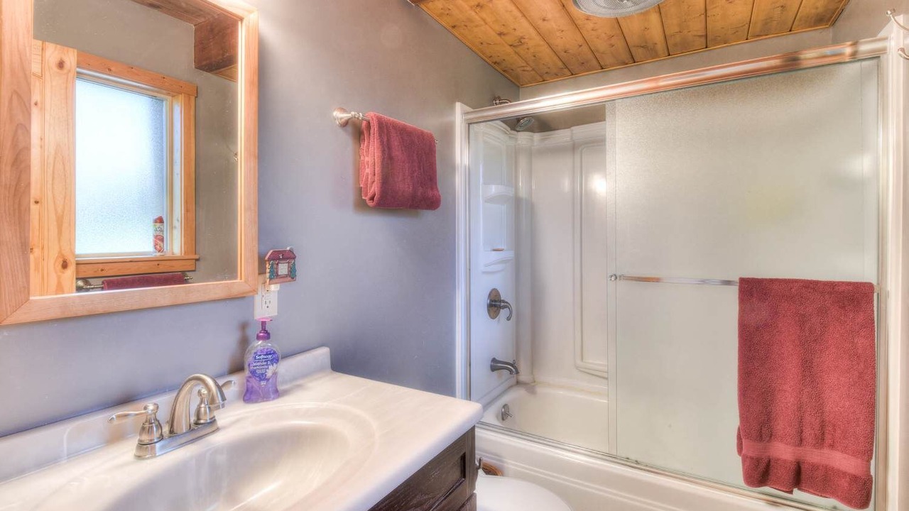 Photo of Bathroom in Chamberlands