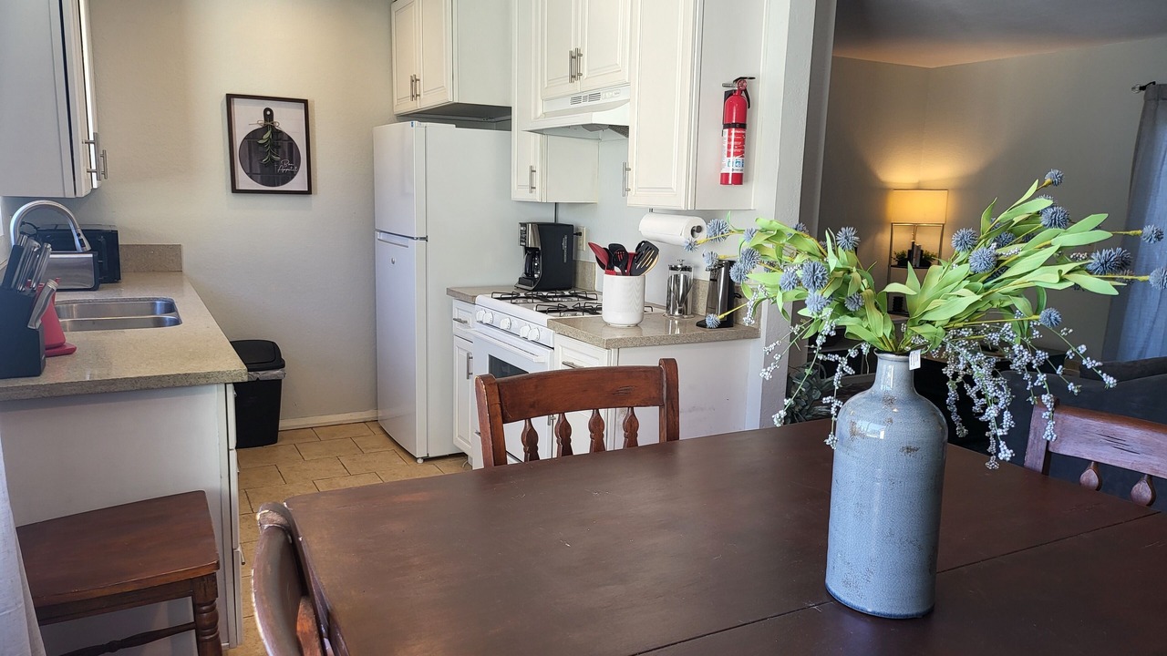 Photo of Kitchen in Circle Area