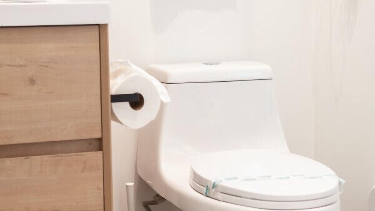 Photo of Bathroom in NoHo Arts District