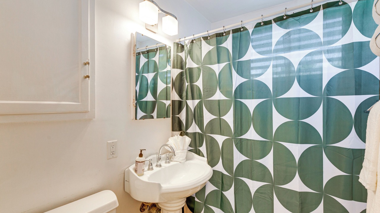 Photo of Bathroom in Magnolia Park