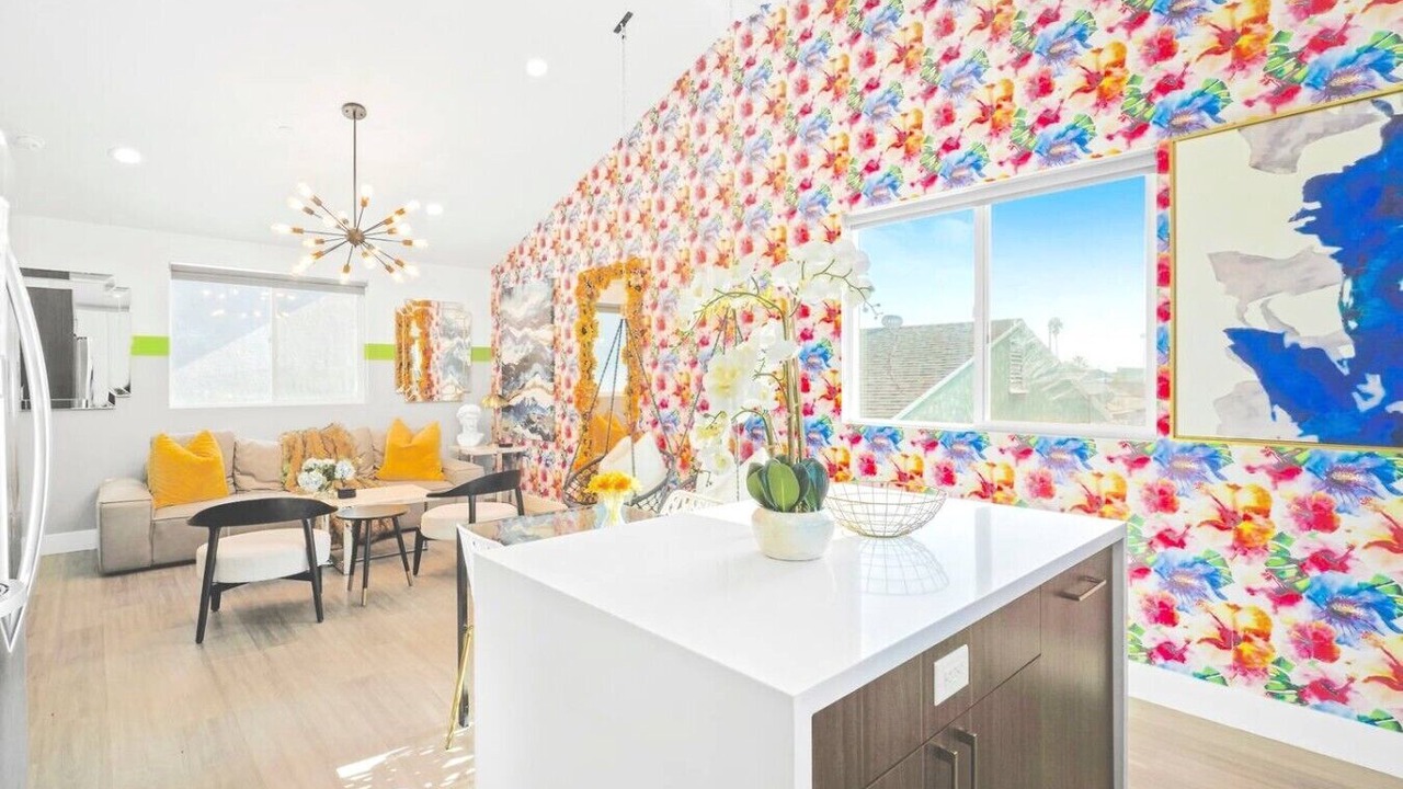Photo of Livingroom in North Hollywood