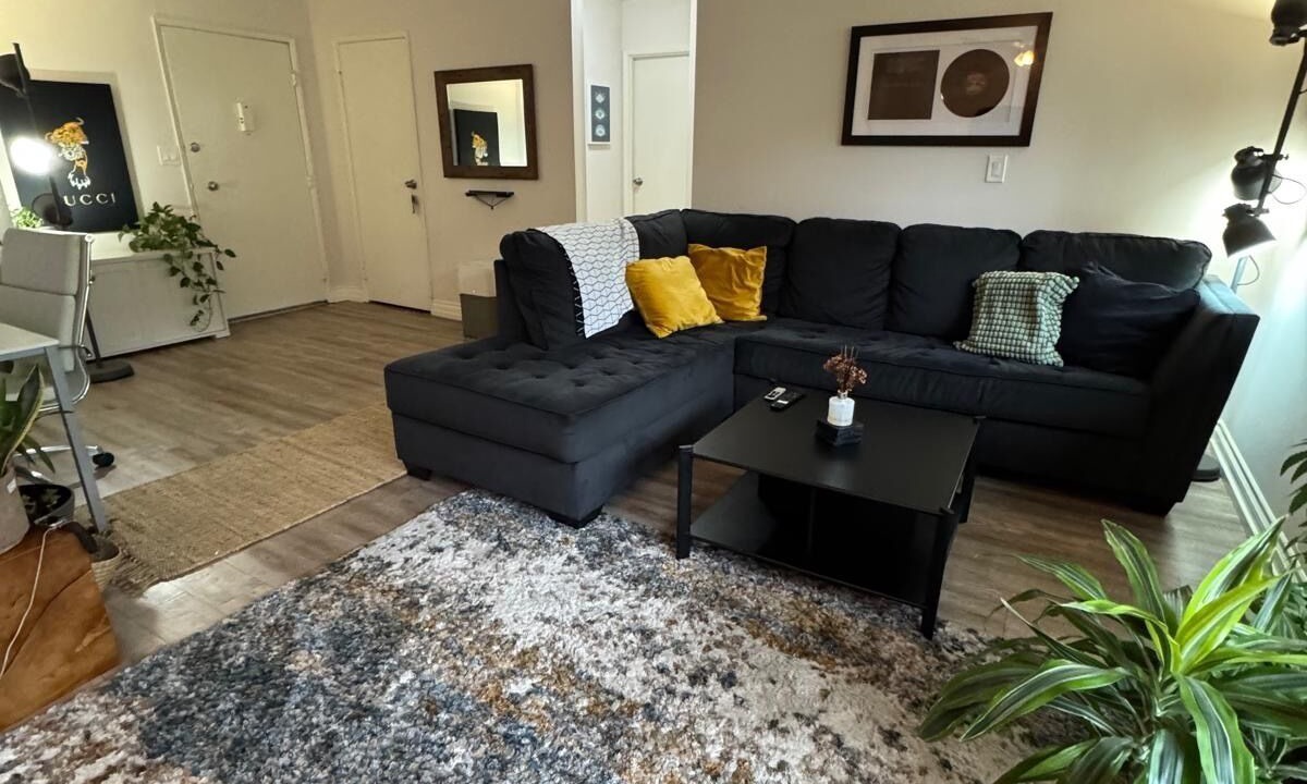 Photo of Livingroom in Hollywood Hills