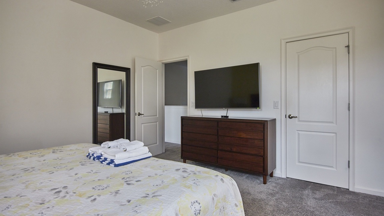 Photo of Bedroom in Loughman