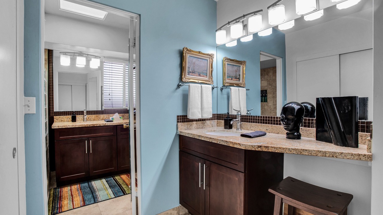 Photo of Bathroom in Historic Tennis Club