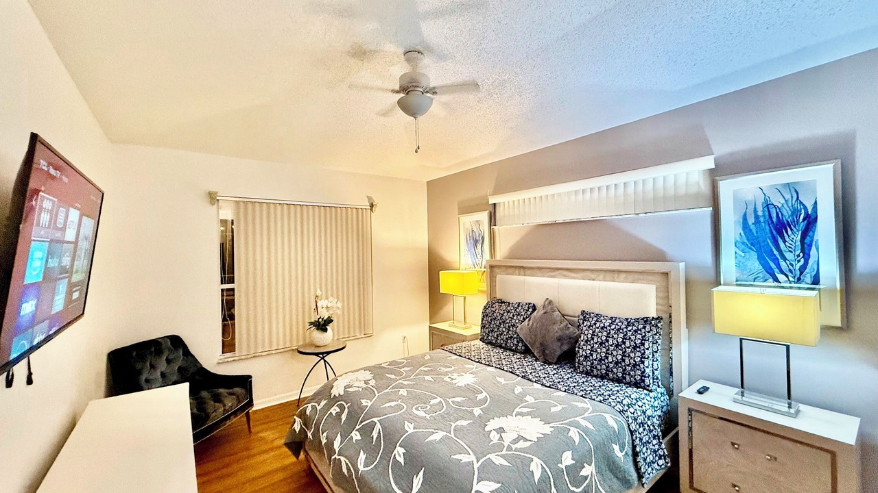 Photo of Bedroom in Sandy Ridge