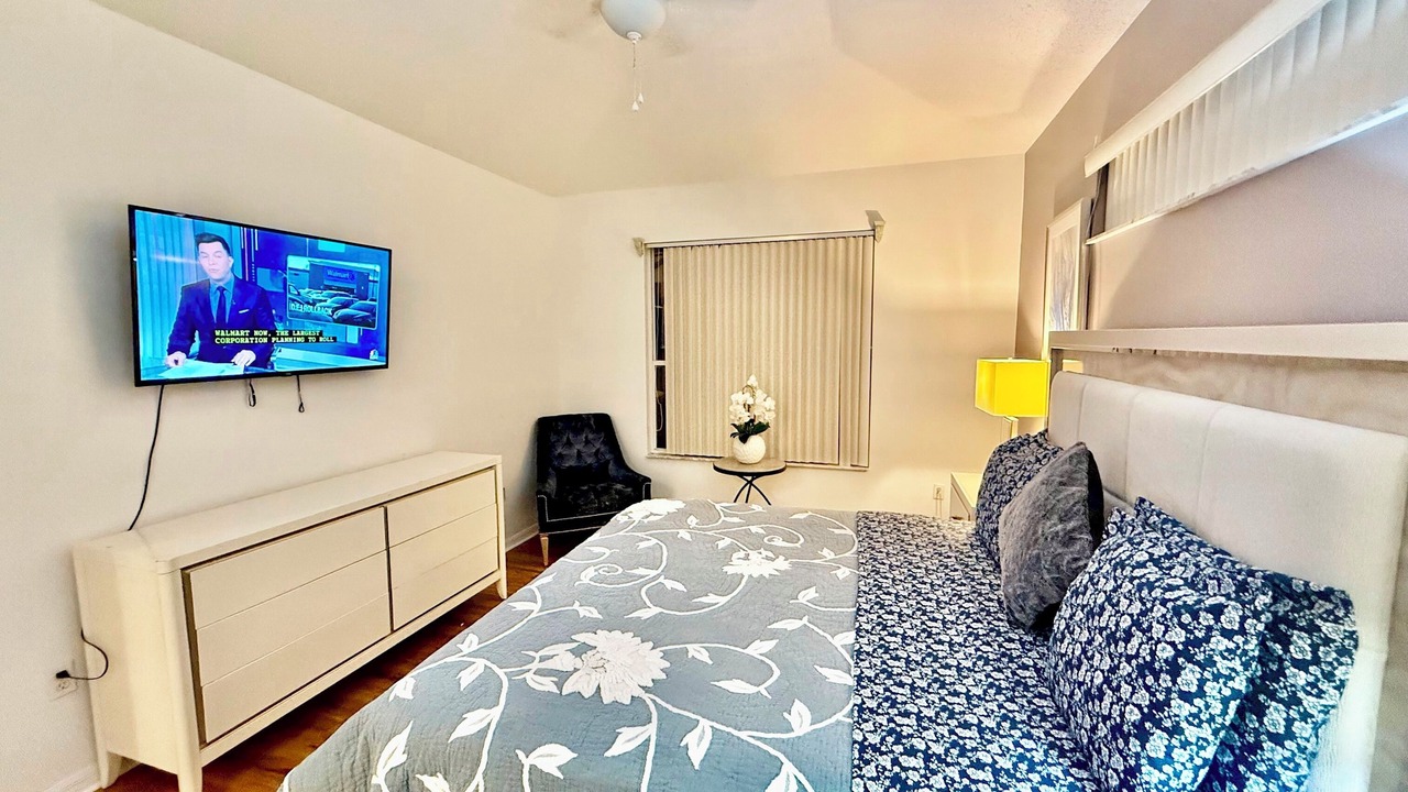 Photo of Bedroom in Sandy Ridge