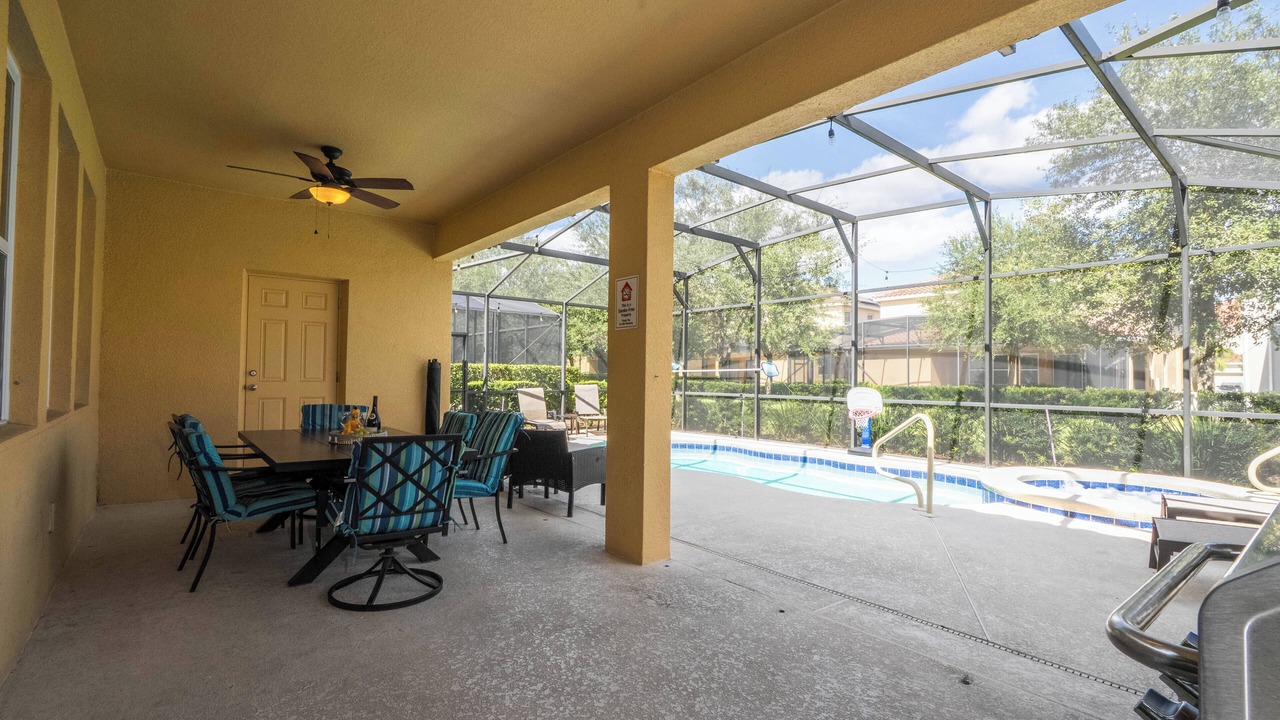 Photo of Outdoor in Loughman