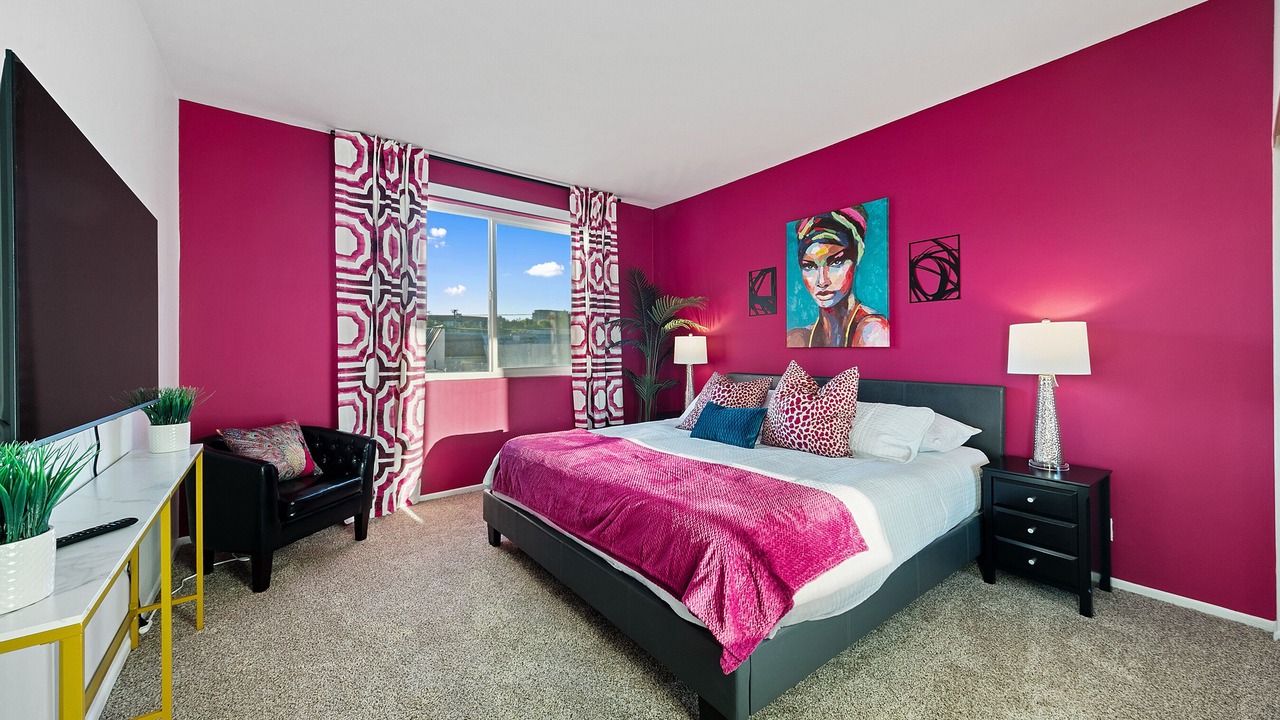 Photo of Bedroom in Beverly Grove