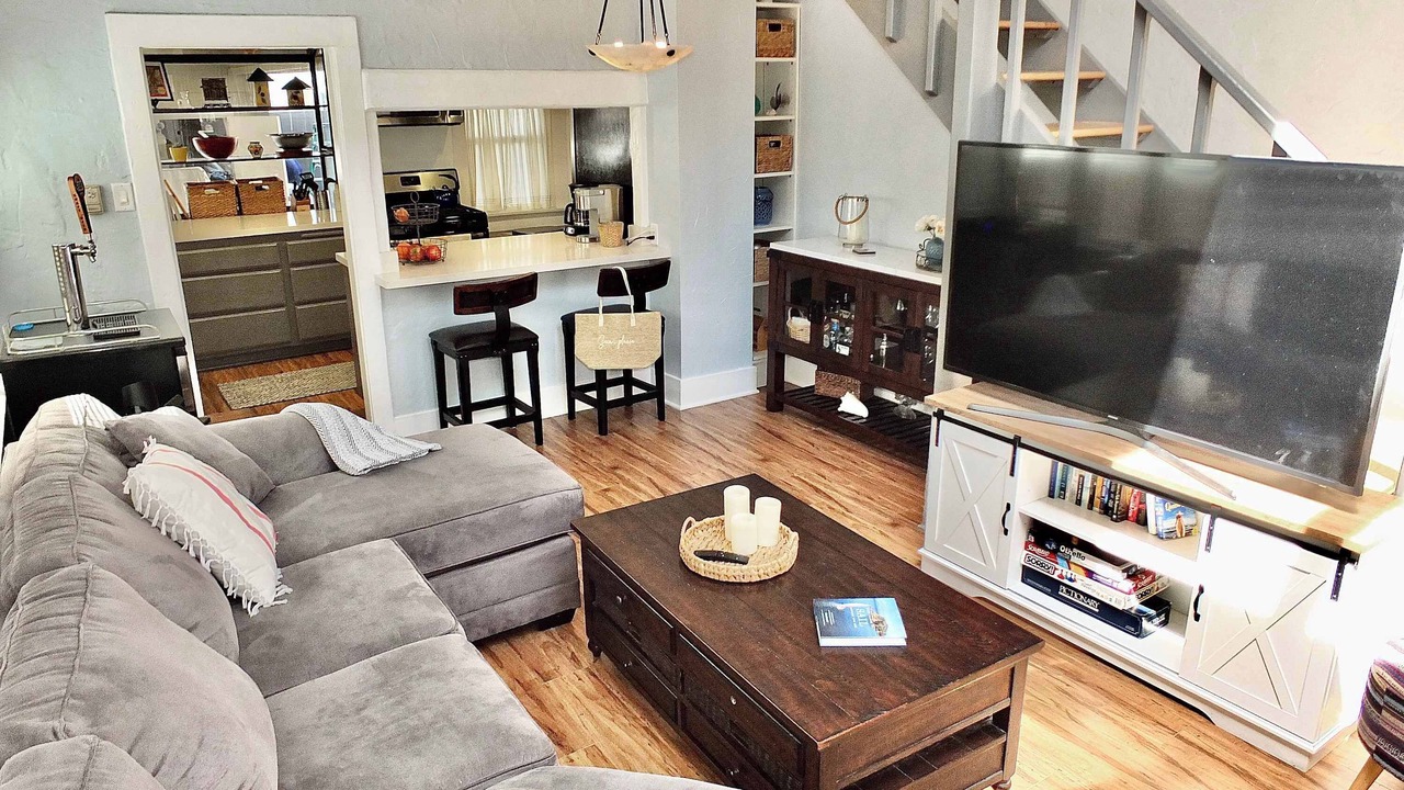 Photo of Bedroom in Belmont Shore