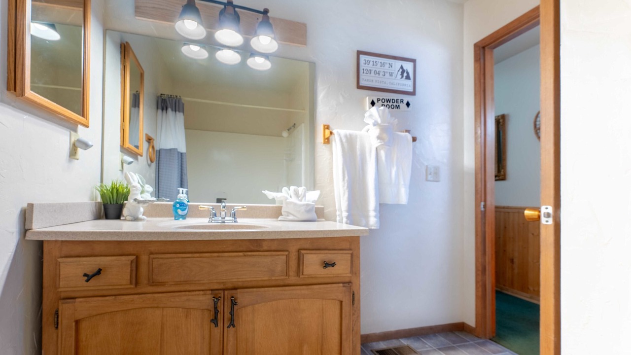 Photo of Bathroom in Kingswood Estates