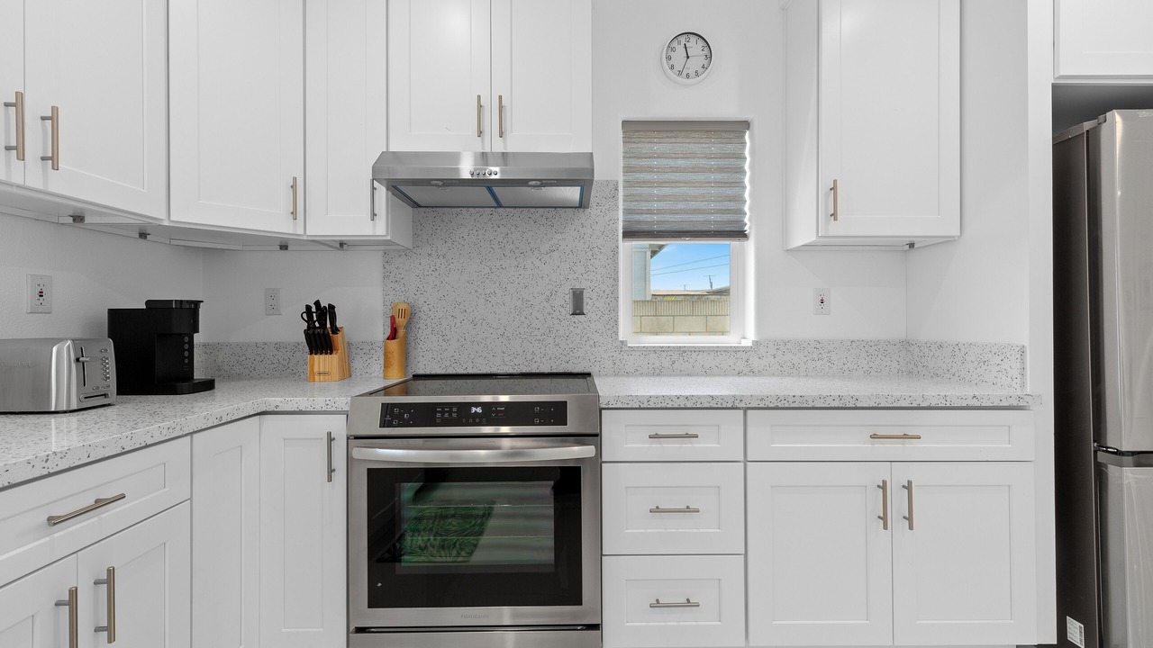 Photo of Kitchen in Midway City
