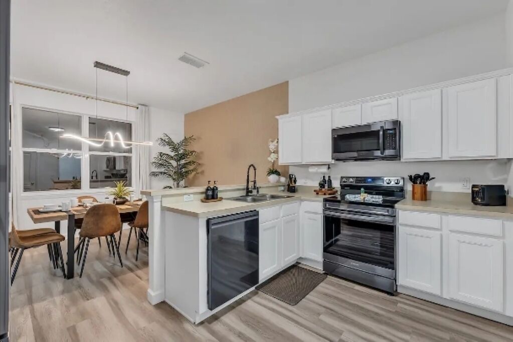 Photo of Kitchen in Sandy Ridge