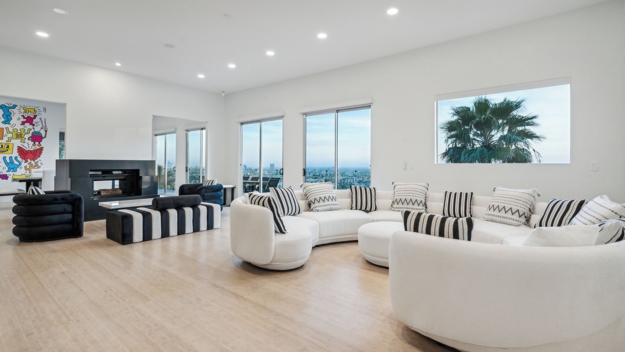 Photo of Livingroom in Hollywood Hills