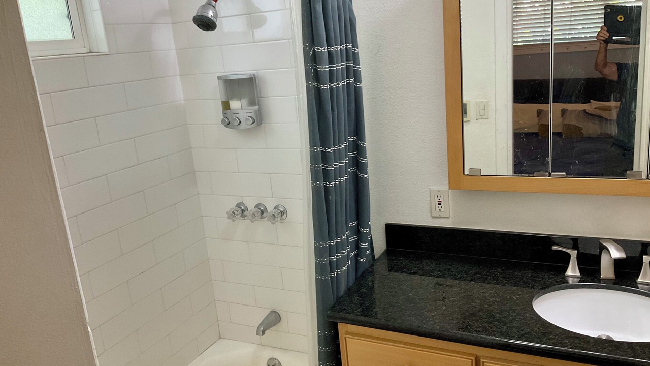 Photo of Bathroom in Atwater Village