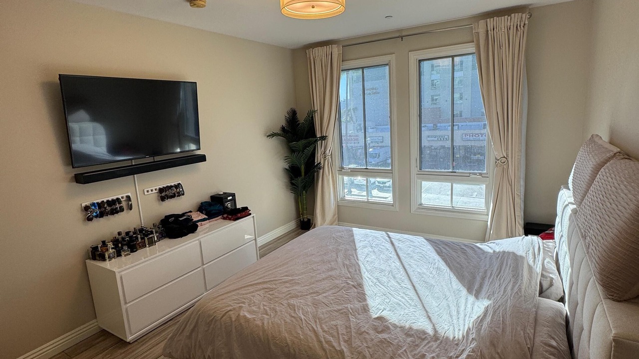 Photo of Bedroom in Downtown