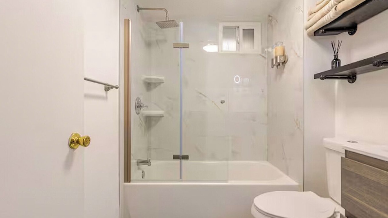 Photo of Bathroom in Oakland