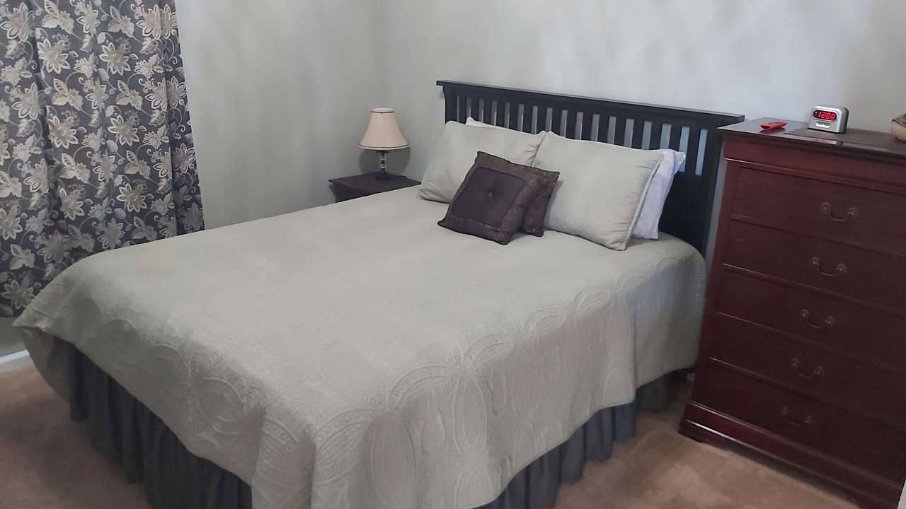 Photo of Bedroom in Windsor Palms