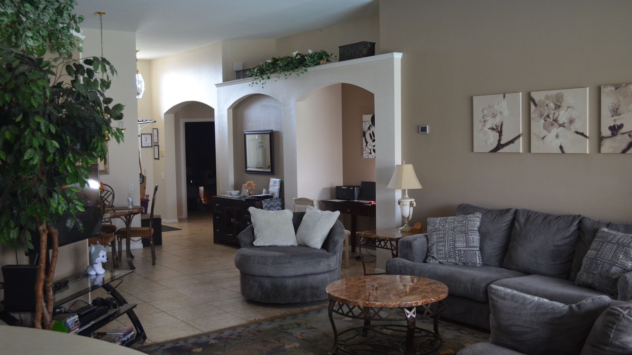 Photo of Livingroom in Windsor Palms