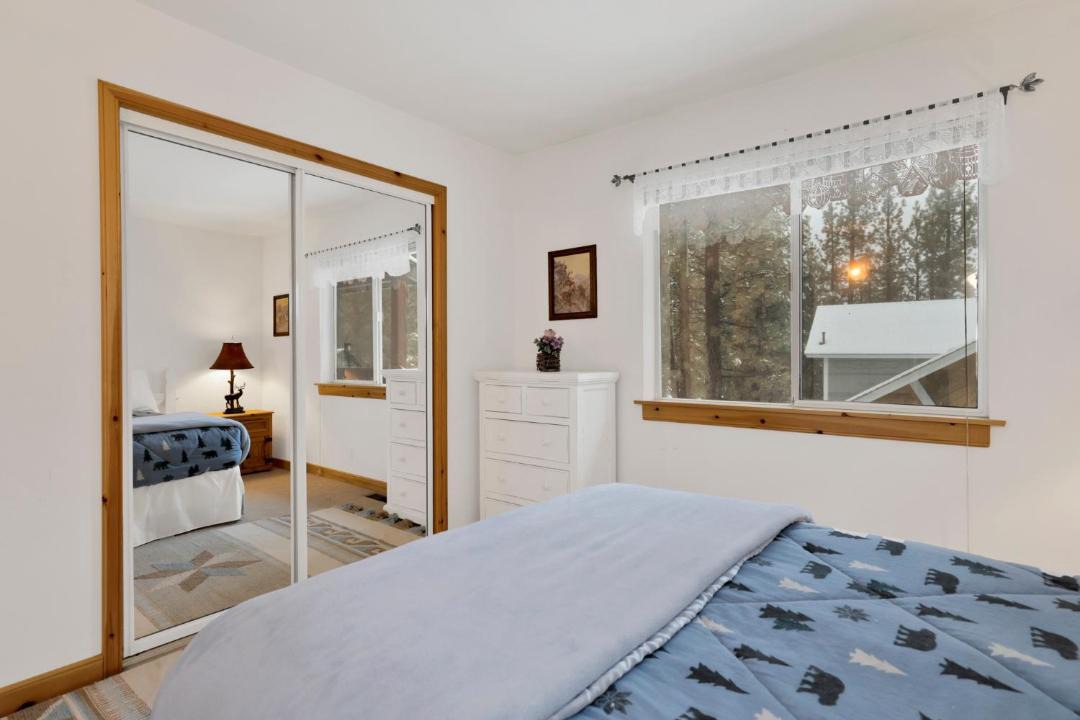 Photo of Bedroom in Big Bear City