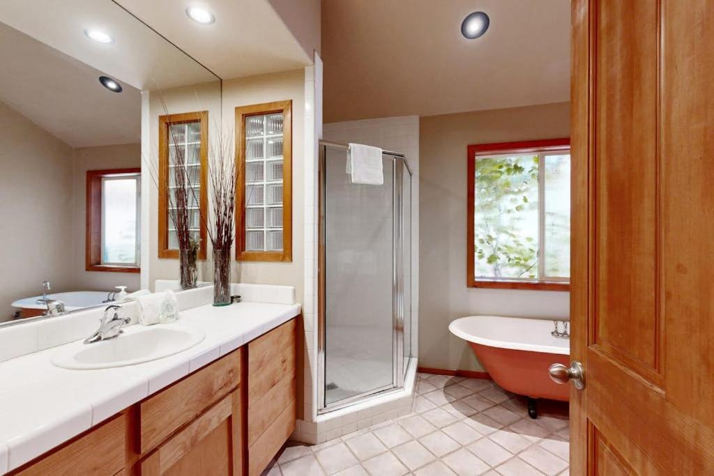 Photo of Bathroom in Comstock Acres