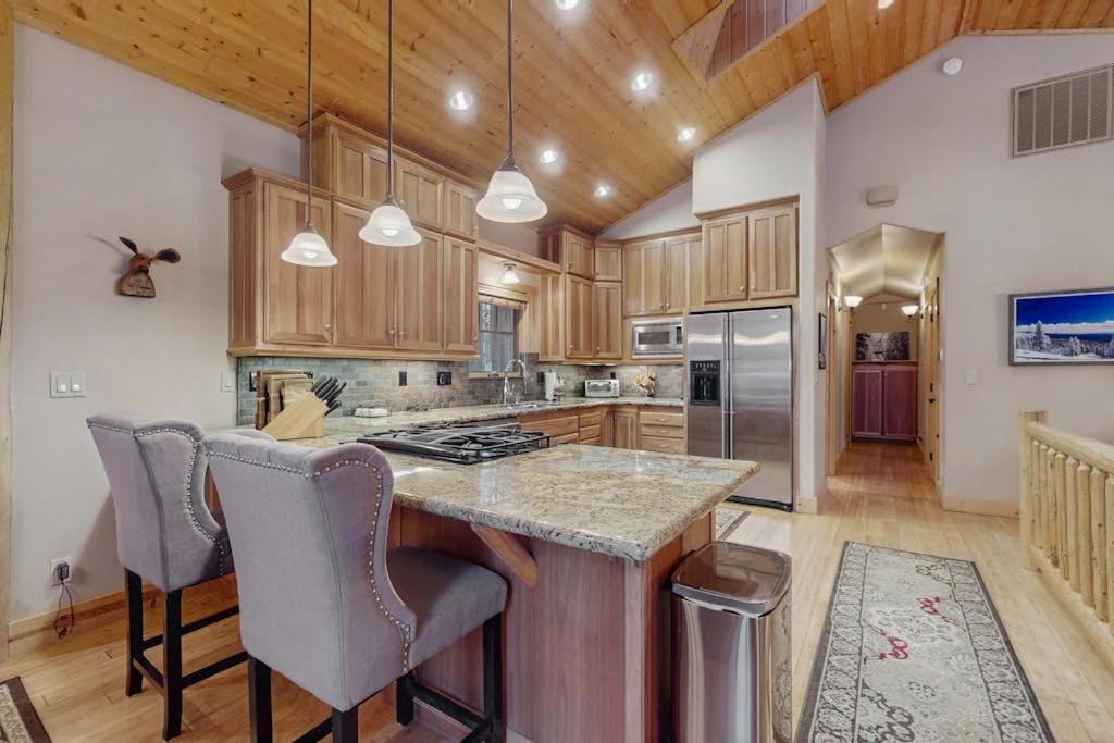 Photo of Kitchen in Sierra Tract