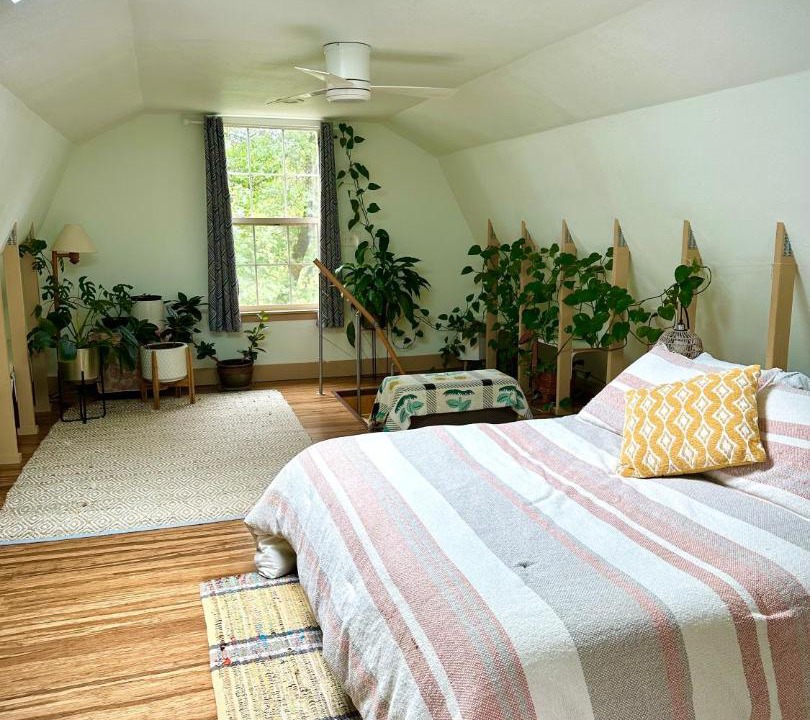 Photo of Bedroom in Iowa Hill