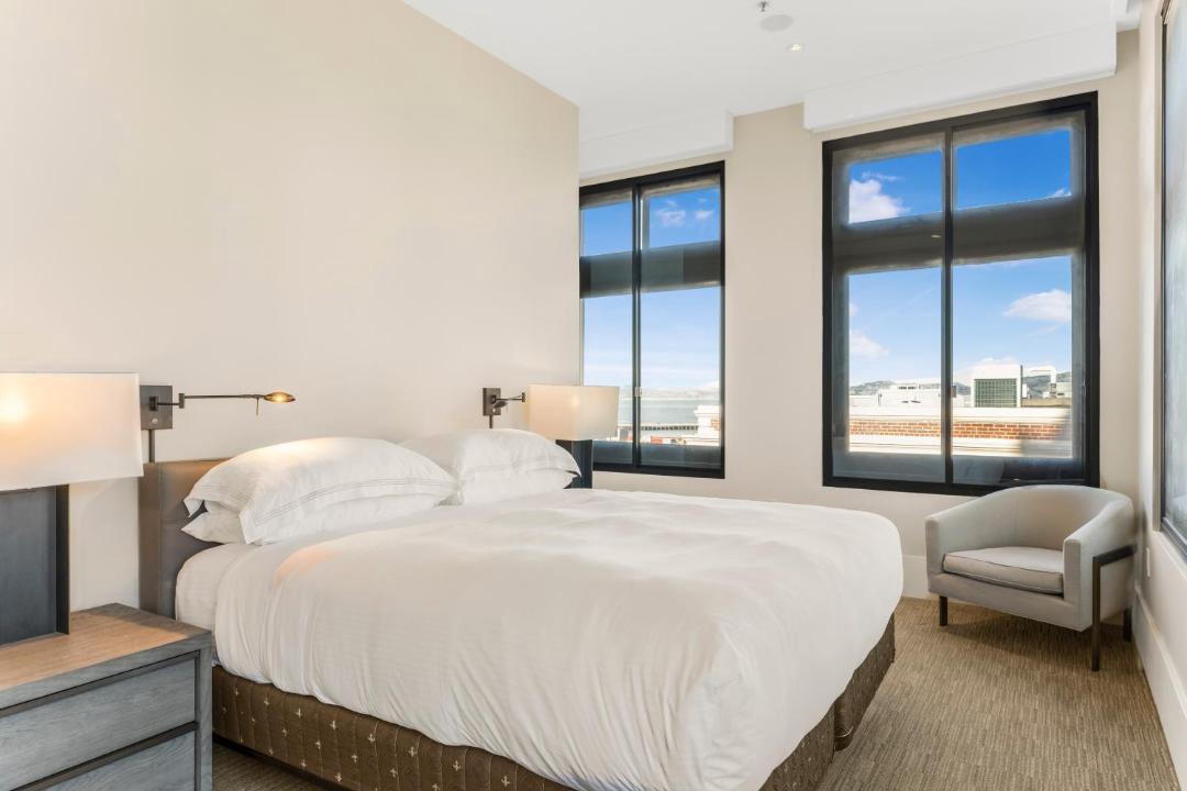 Photo of Bedroom in Fisherman's Wharf
