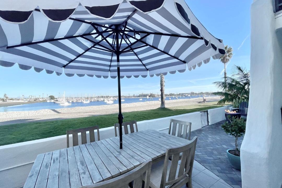 Photo of Patio Balcony in Central Mission Beach