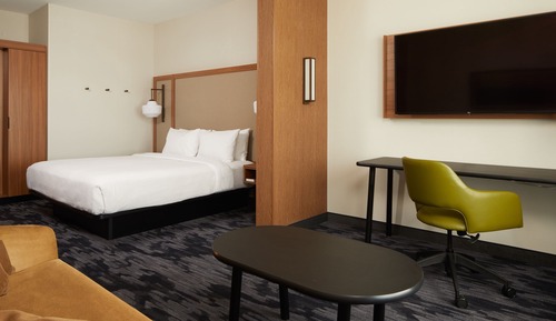 Suite, 1 King Bed with Sofa bed, Hearing Accessible
