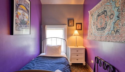 Private Twin Room