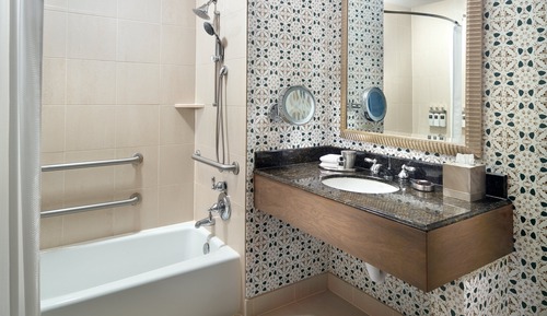Premier Room, 2 Queen Beds, Accessible